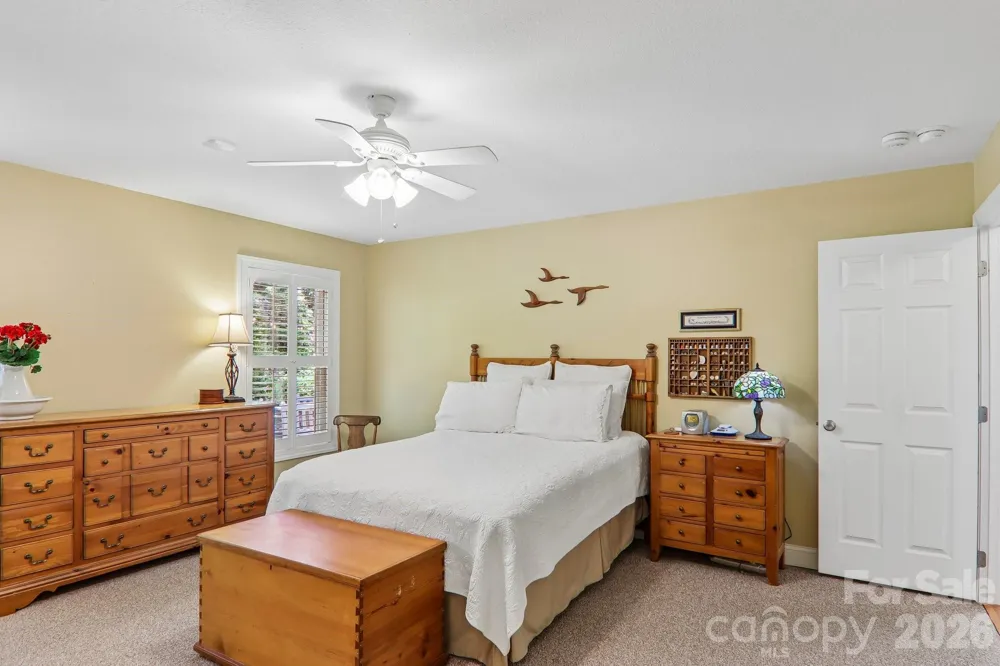 25 Arnie Drive Etowah, NC 28729
