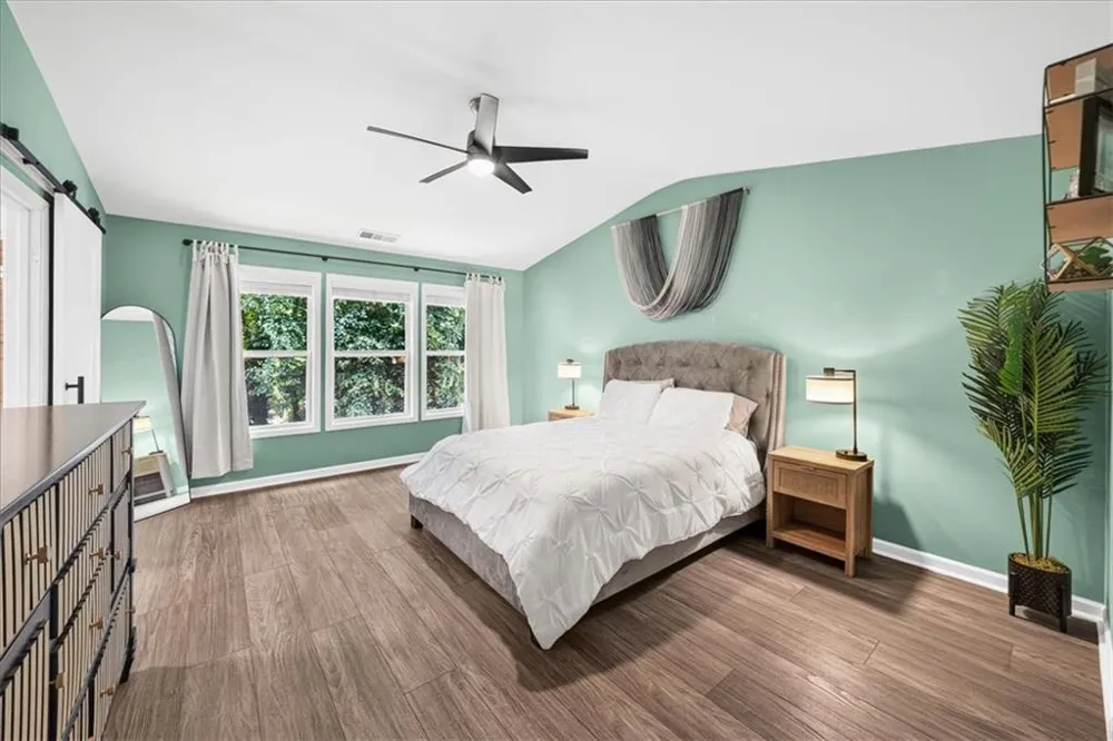 4977 Berkeley Oak Drive Peachtree Corners, GA 30092