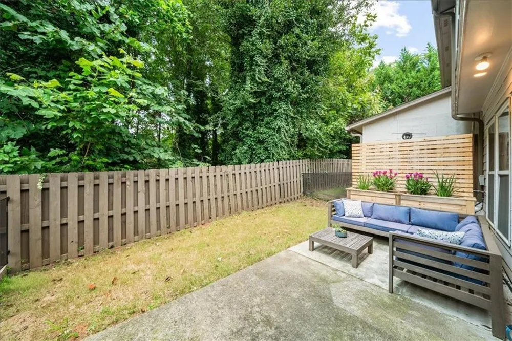 4977 Berkeley Oak Drive Peachtree Corners, GA 30092