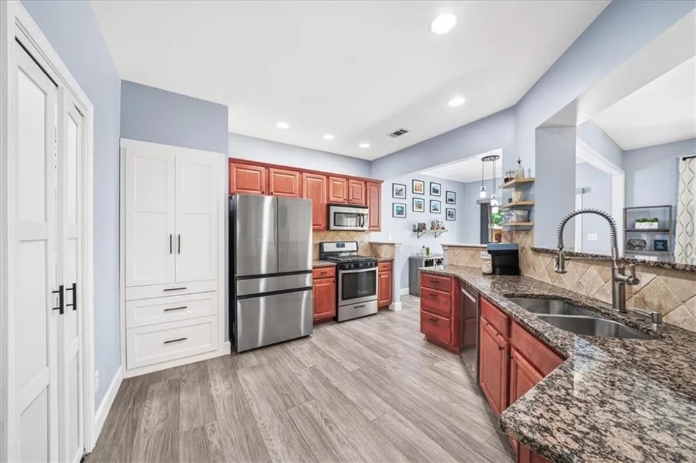 4977 Berkeley Oak Drive Peachtree Corners, GA 30092
