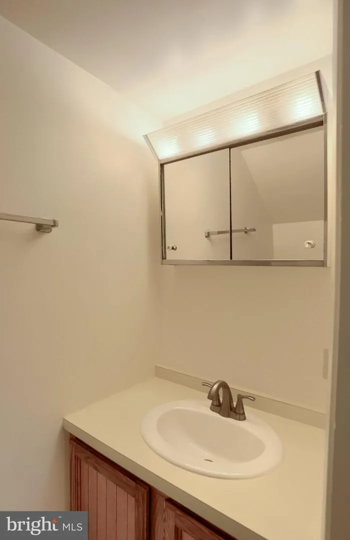730 CAMBRIDGE COURT Palmyra, PA 17078