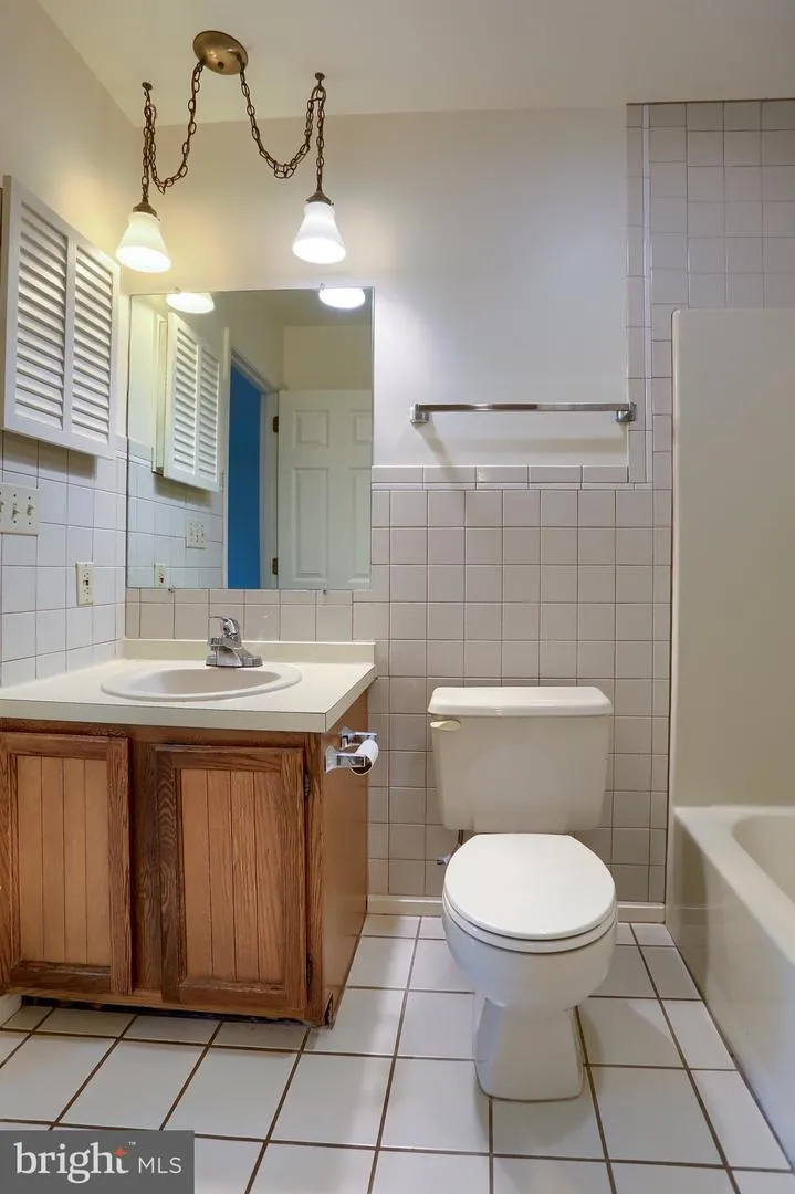 730 CAMBRIDGE COURT Palmyra, PA 17078
