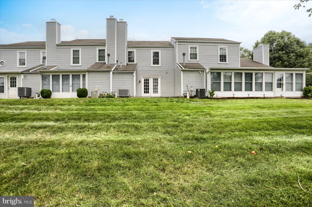 730 CAMBRIDGE COURT Palmyra, PA 17078
