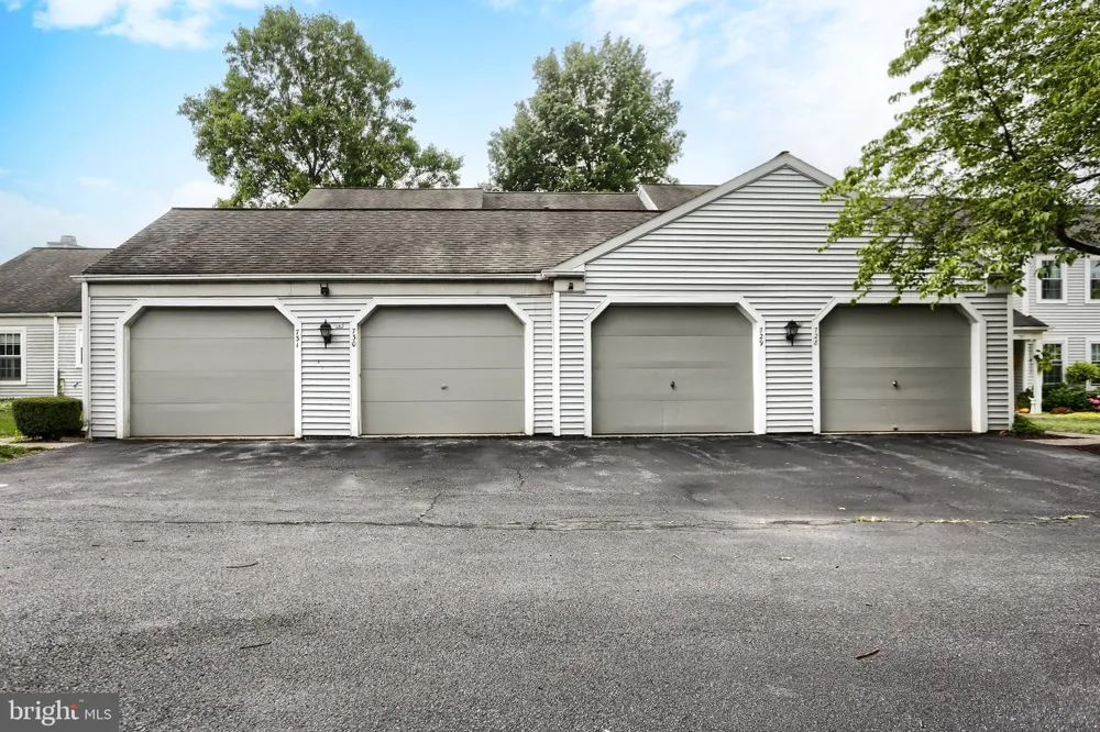 730 CAMBRIDGE COURT Palmyra, PA 17078