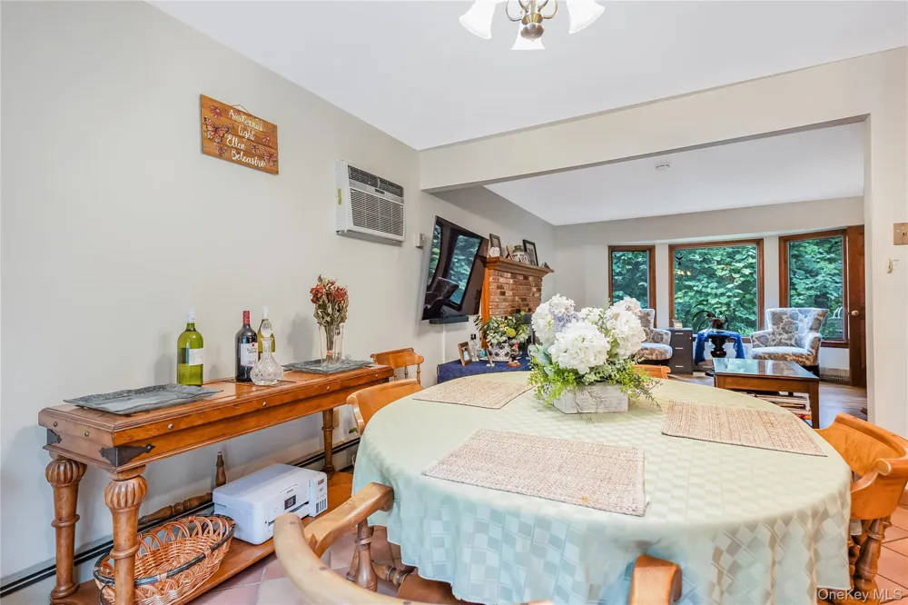 21 Sams Path Rocky Point, NY 11778