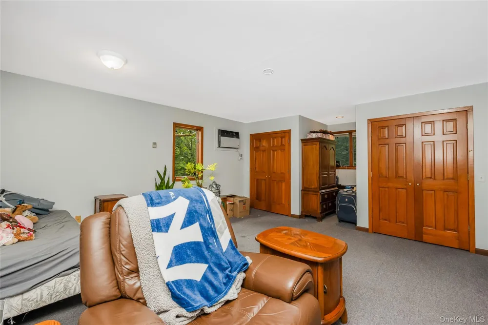 21 Sams Path Rocky Point, NY 11778