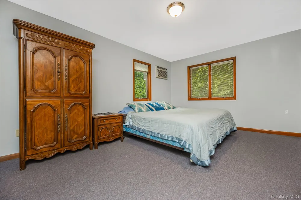 21 Sams Path Rocky Point, NY 11778