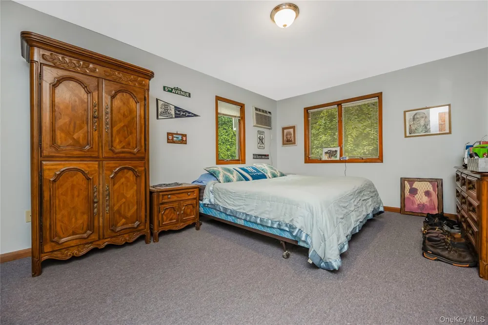 21 Sams Path Rocky Point, NY 11778
