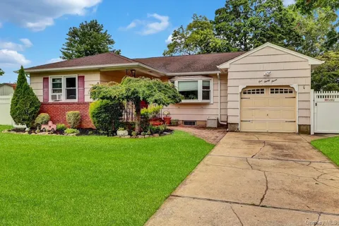 127 Queens Avenue