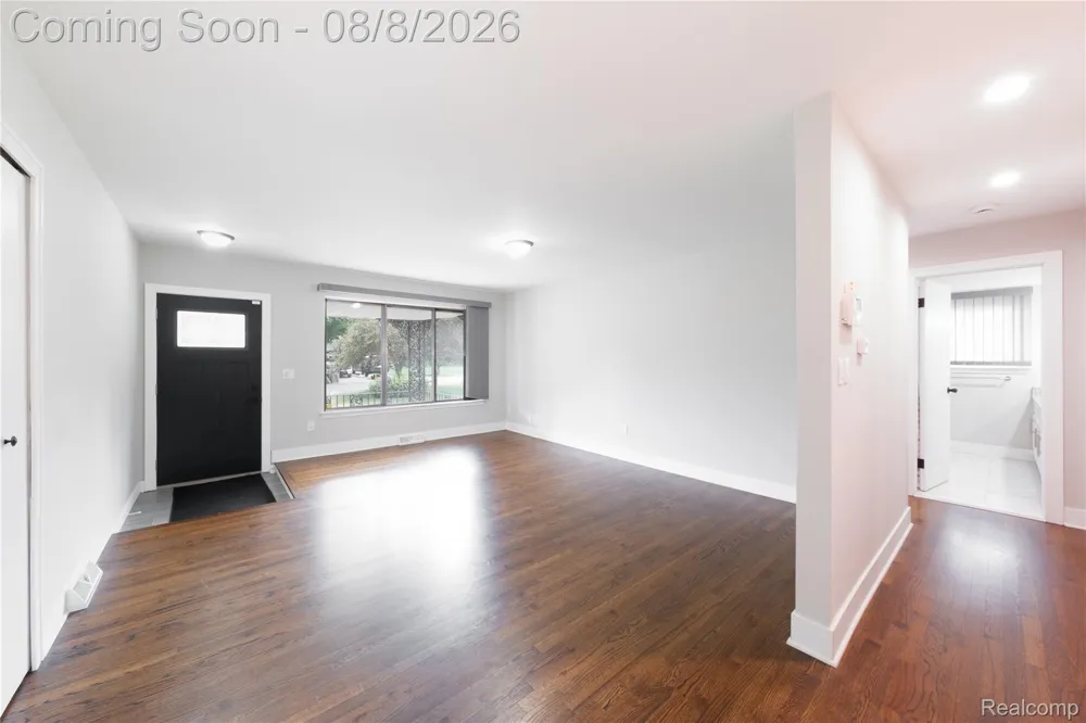 18863 Monica Drive Clinton Charter Township, MI 48036