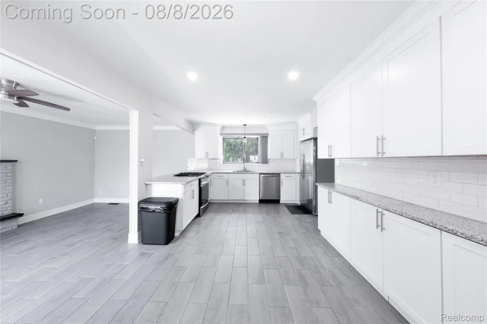 18863 Monica Drive Clinton Charter Township, MI 48036