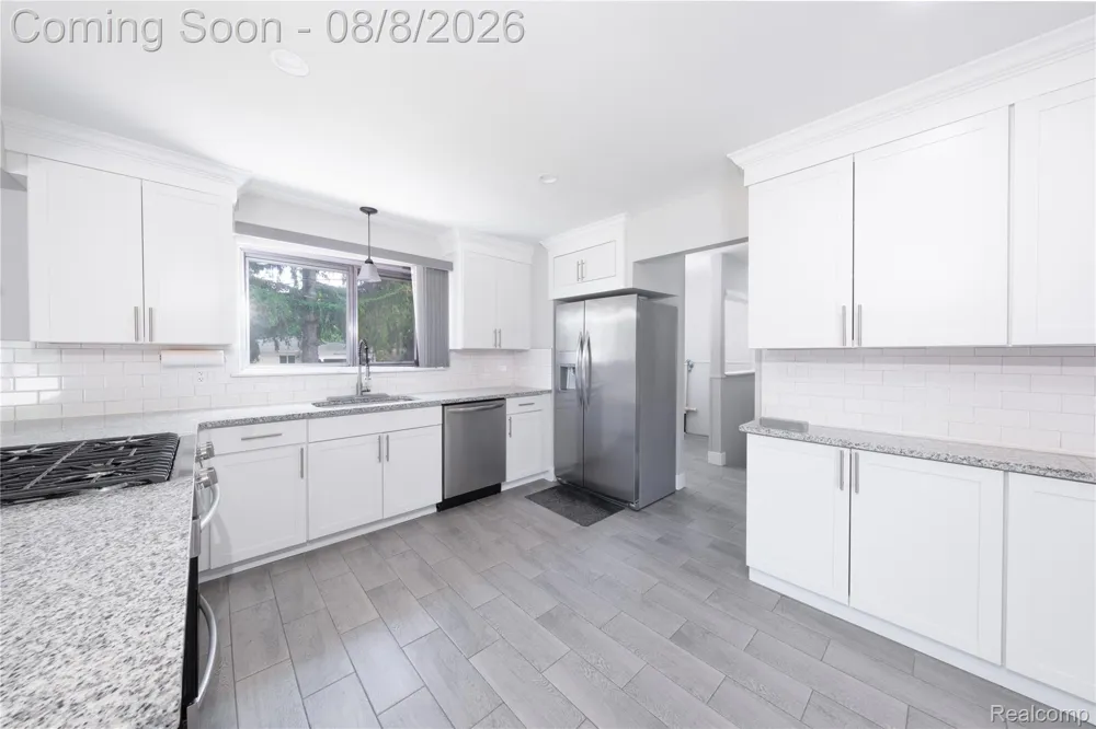 18863 Monica Drive Clinton Charter Township, MI 48036