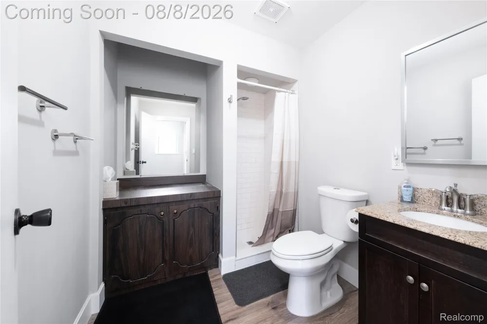 18863 Monica Drive Clinton Charter Township, MI 48036