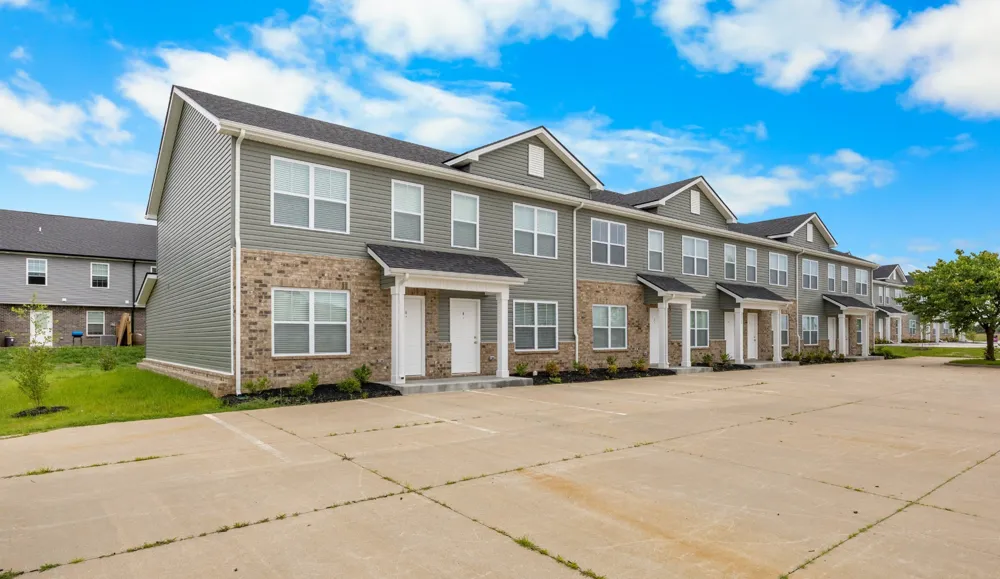 2209 Eldos Trace Cir #B Clarksville, TN 37042