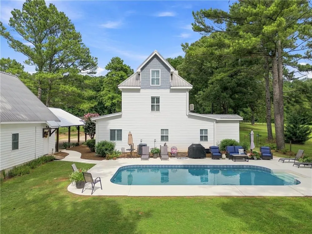 216 Mockingbird Lane Brooks, GA 30205
