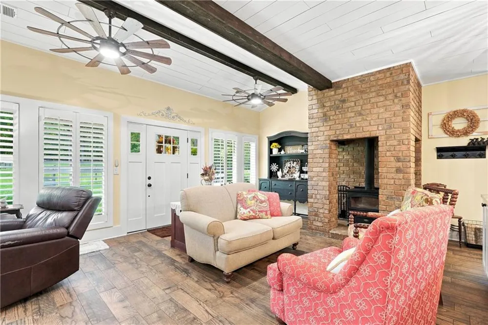 216 Mockingbird Lane Brooks, GA 30205