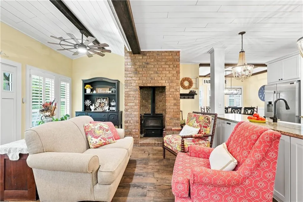 216 Mockingbird Lane Brooks, GA 30205
