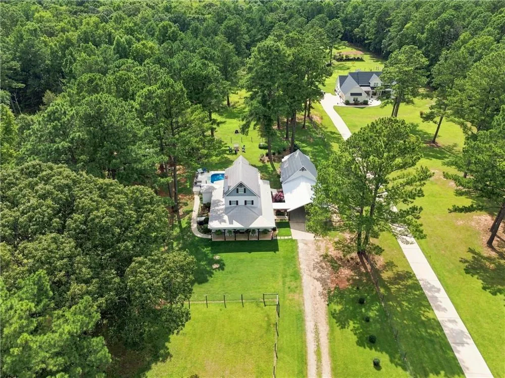216 Mockingbird Lane Brooks, GA 30205