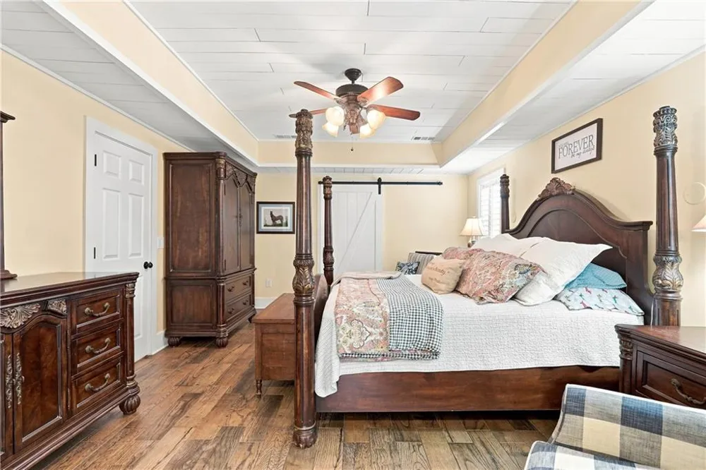 216 Mockingbird Lane Brooks, GA 30205