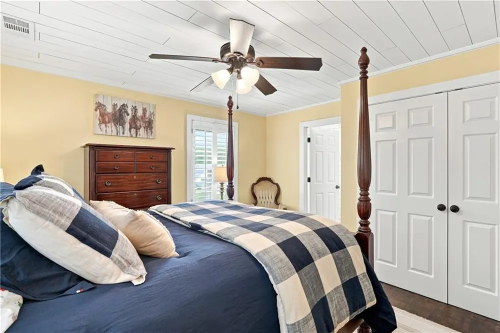 216 Mockingbird Lane Brooks, GA 30205
