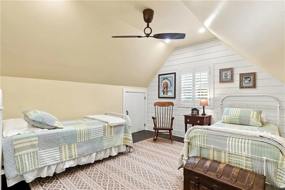 216 Mockingbird Lane Brooks, GA 30205