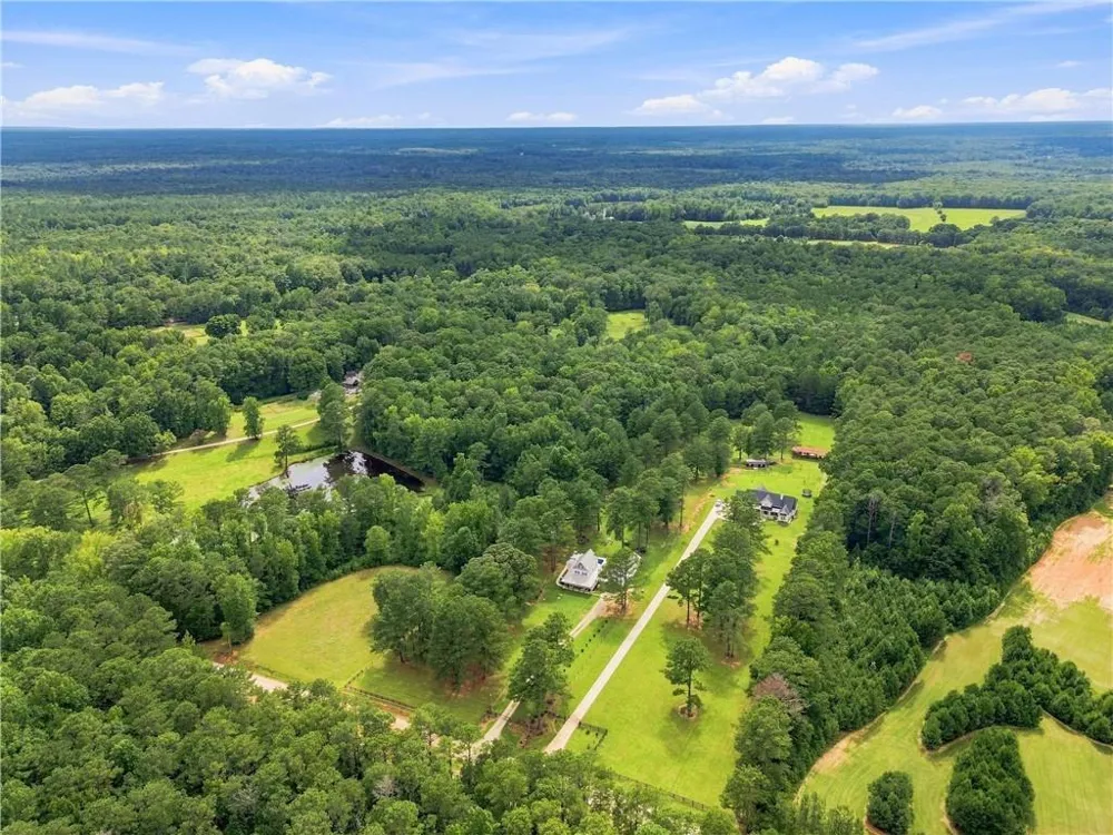 216 Mockingbird Lane Brooks, GA 30205