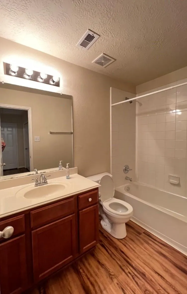 6207 Lovage Avenue Crosby, TX 77532
