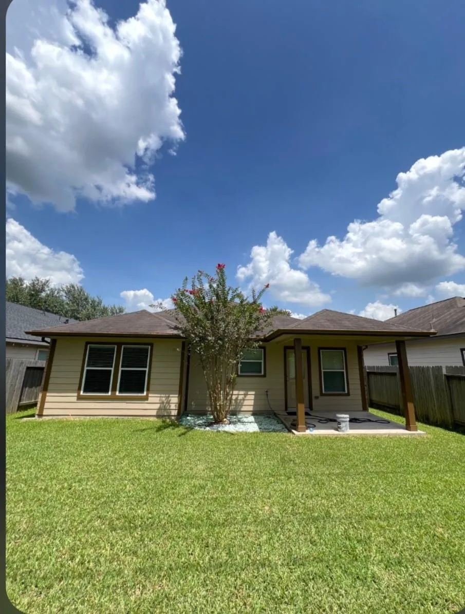 6207 Lovage Avenue Crosby, TX 77532