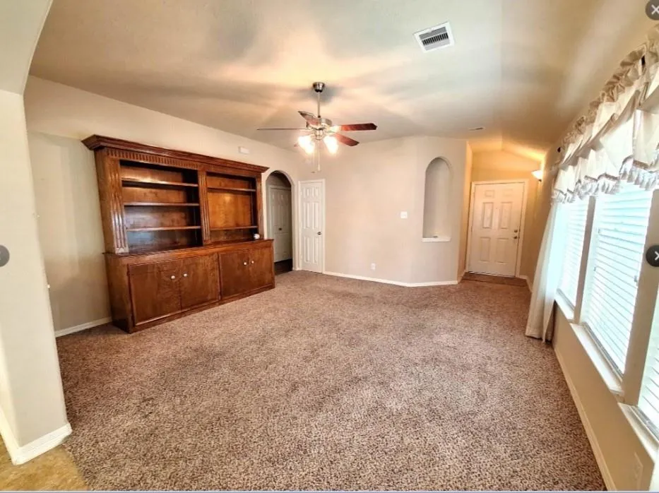 6207 Lovage Avenue Crosby, TX 77532