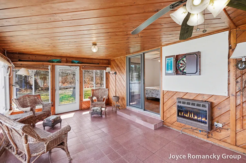 11235 W Broomfield Road Remus, MI 49340