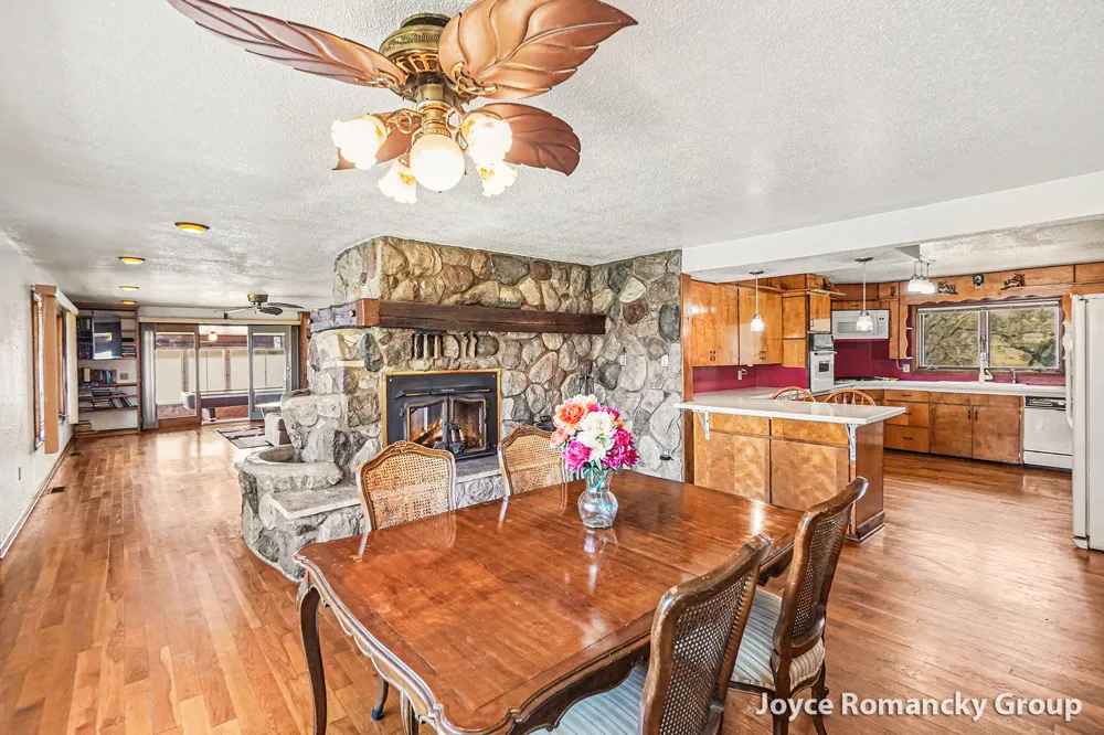 11235 W Broomfield Road Remus, MI 49340