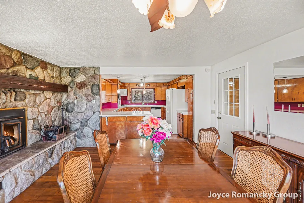 11235 W Broomfield Road Remus, MI 49340