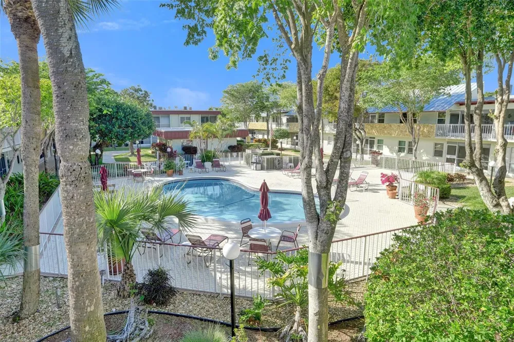 860 SE 6TH AVENUE #410 Deerfield Beach, FL 33441