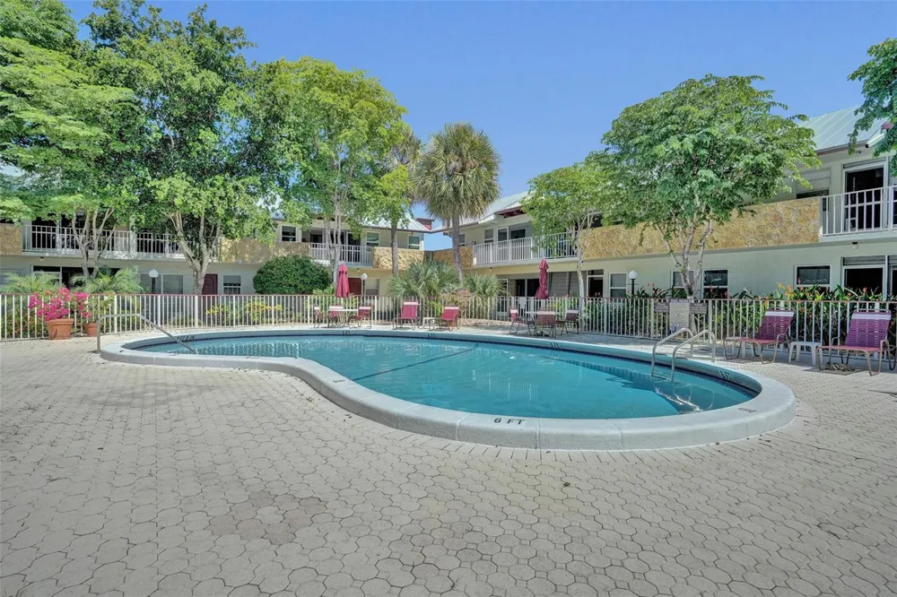 860 SE 6TH AVENUE #410 Deerfield Beach, FL 33441