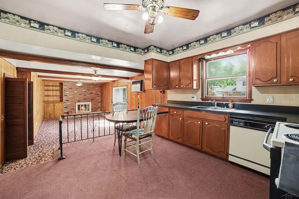 1870 W Packard Drive Saginaw Charter Township, MI 48638