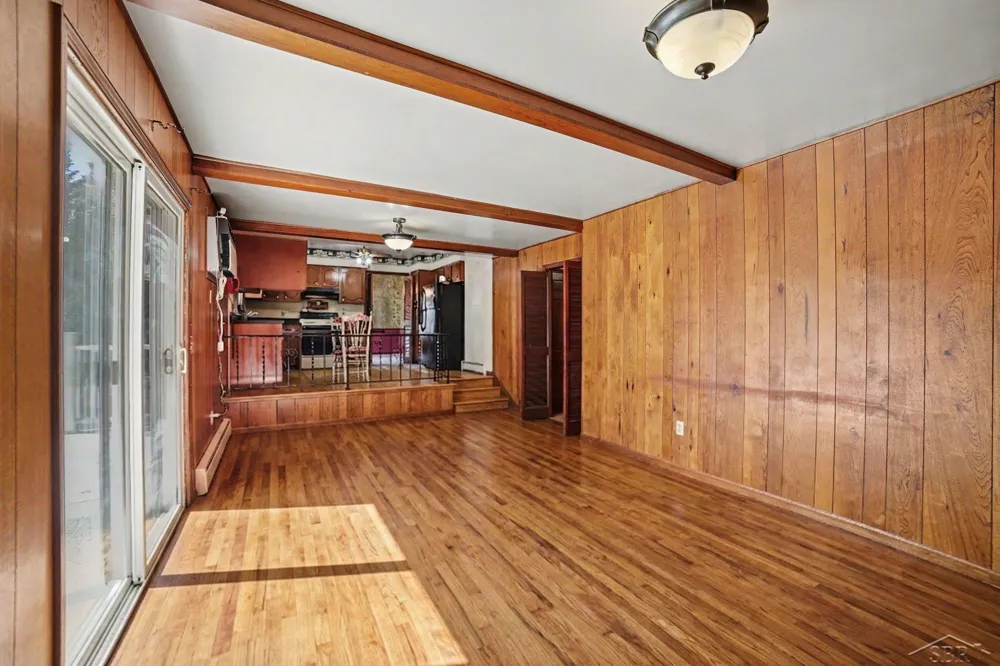 1870 W Packard Drive Saginaw Charter Township, MI 48638