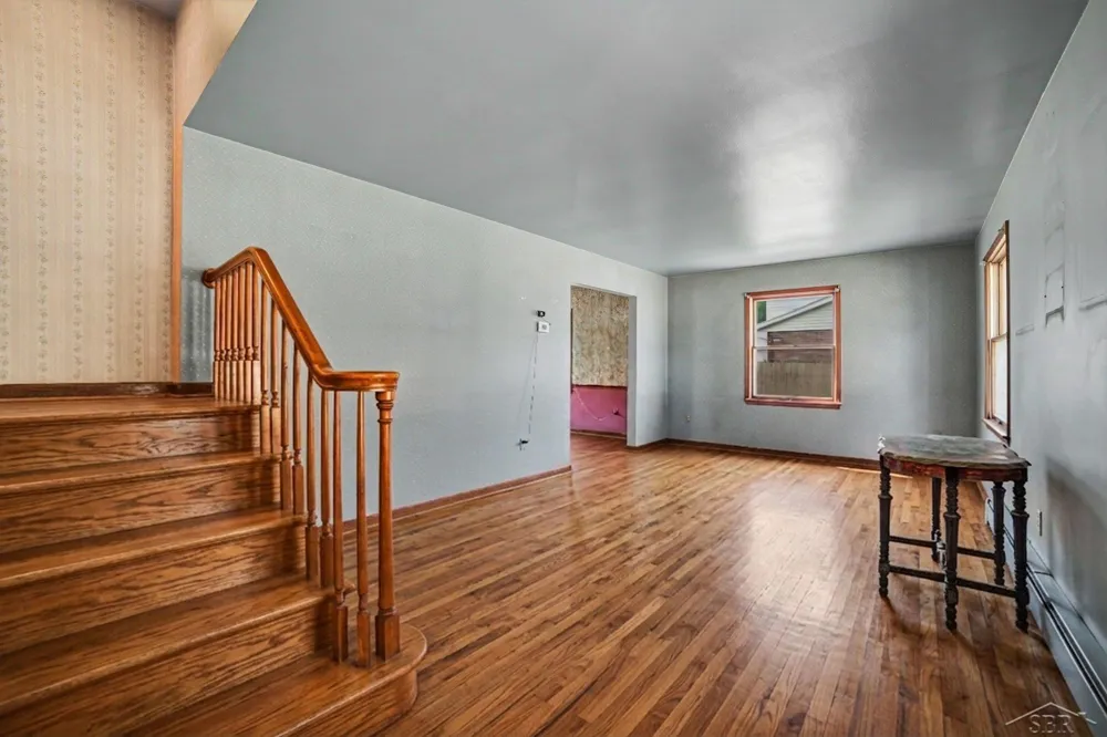 1870 W Packard Drive Saginaw Charter Township, MI 48638