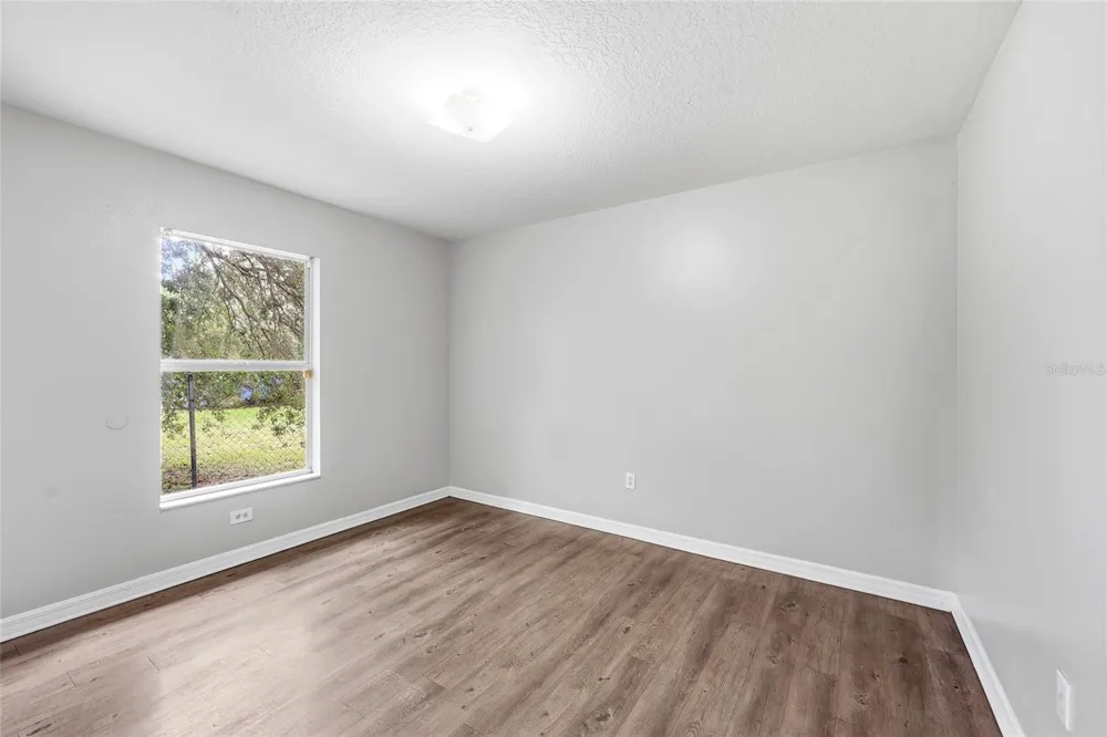2214 E 19TH AVENUE Tampa, FL 33605