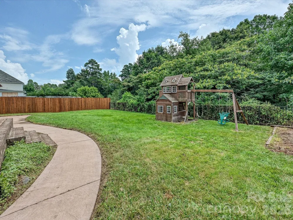 7648 Natalie Commons Drive Denver, NC 28037