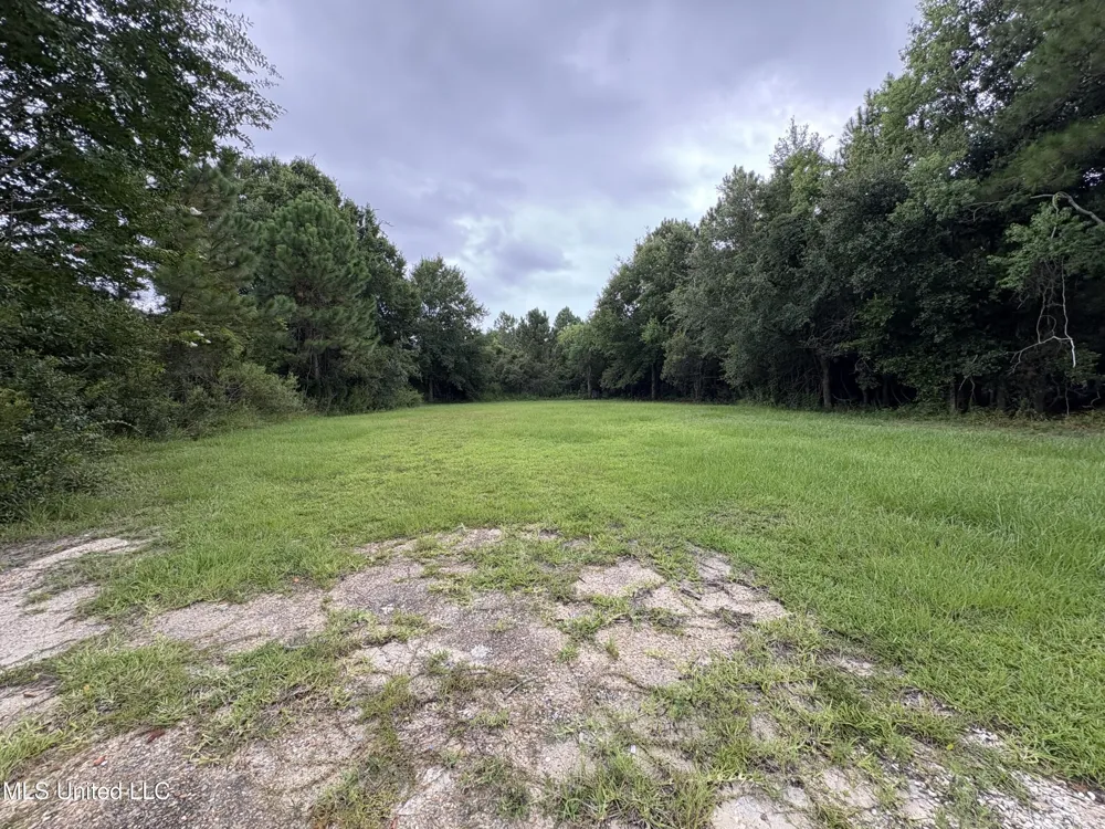 116 Hickory Street Pass Christian, MS 39571