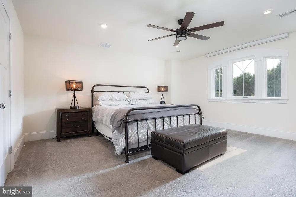 122 LIGHTHOUSE LANE Egg Harbor Township, NJ 08234