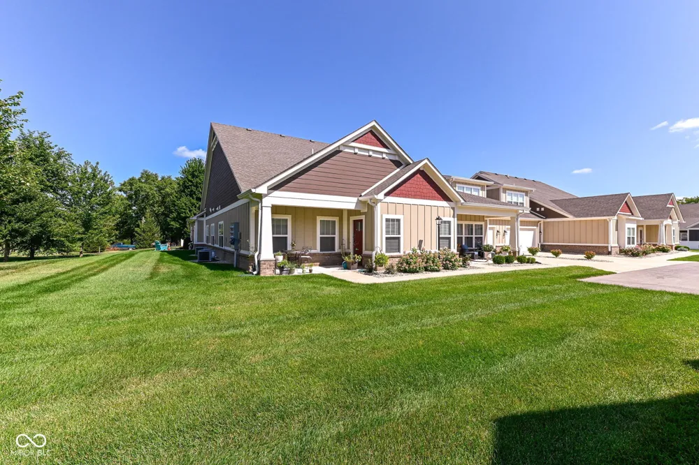4408 W Preserve Pass New Palestine, IN 46163
