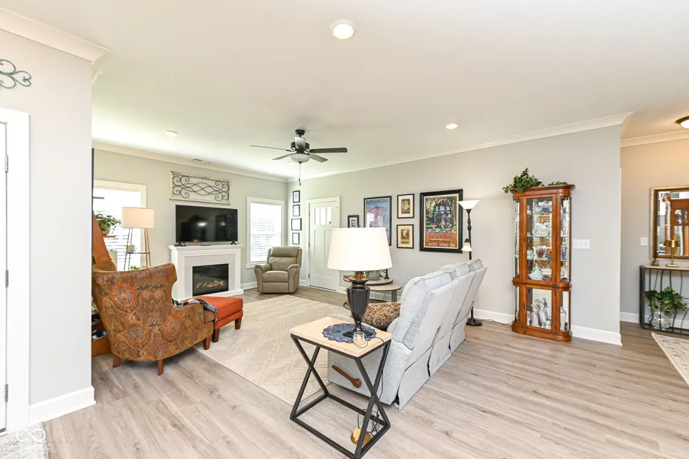 4408 W Preserve Pass New Palestine, IN 46163