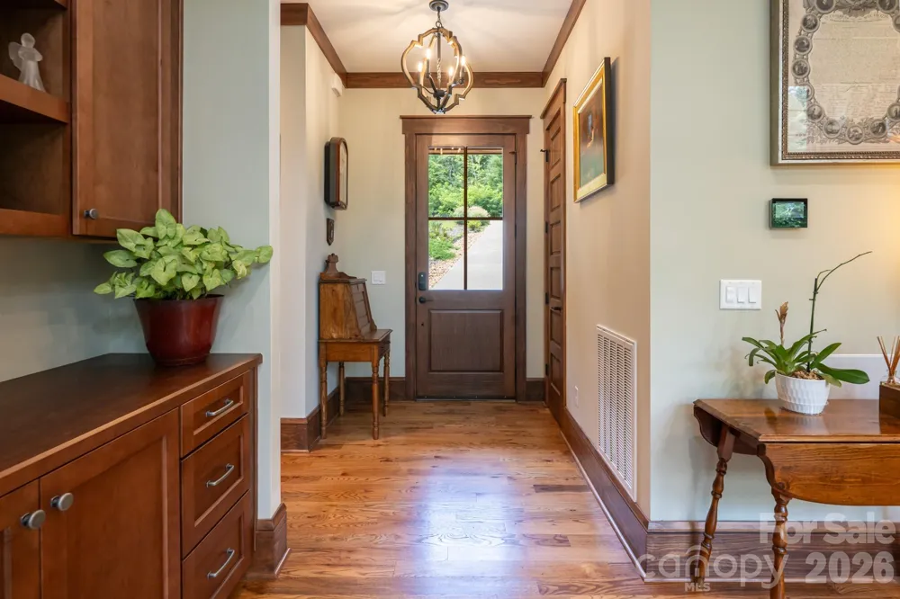 403 Thunder Mountain Road Hendersonville, NC 28792