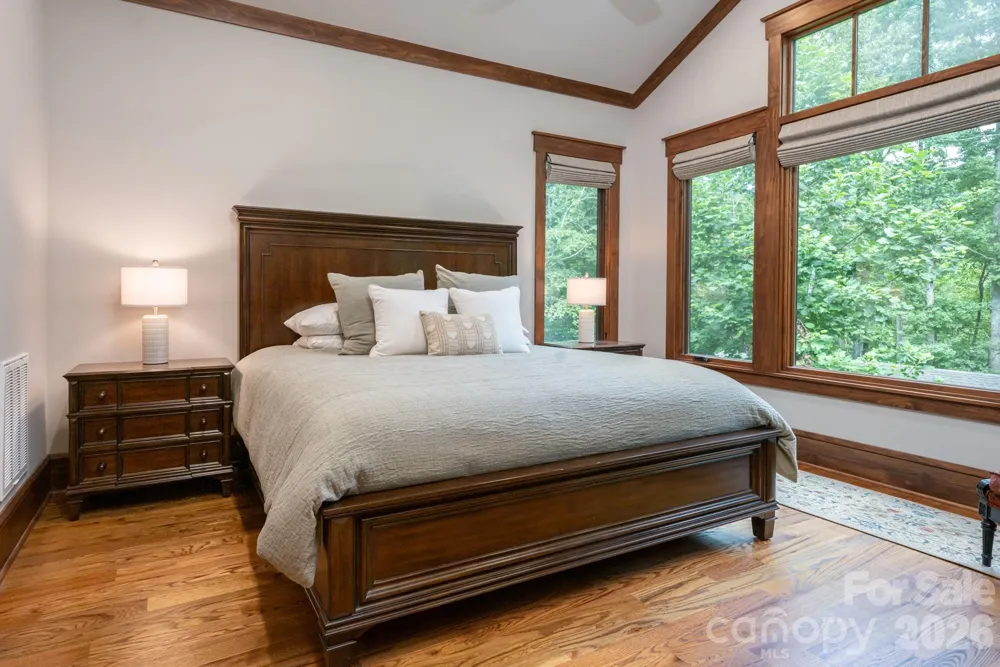 403 Thunder Mountain Road Hendersonville, NC 28792
