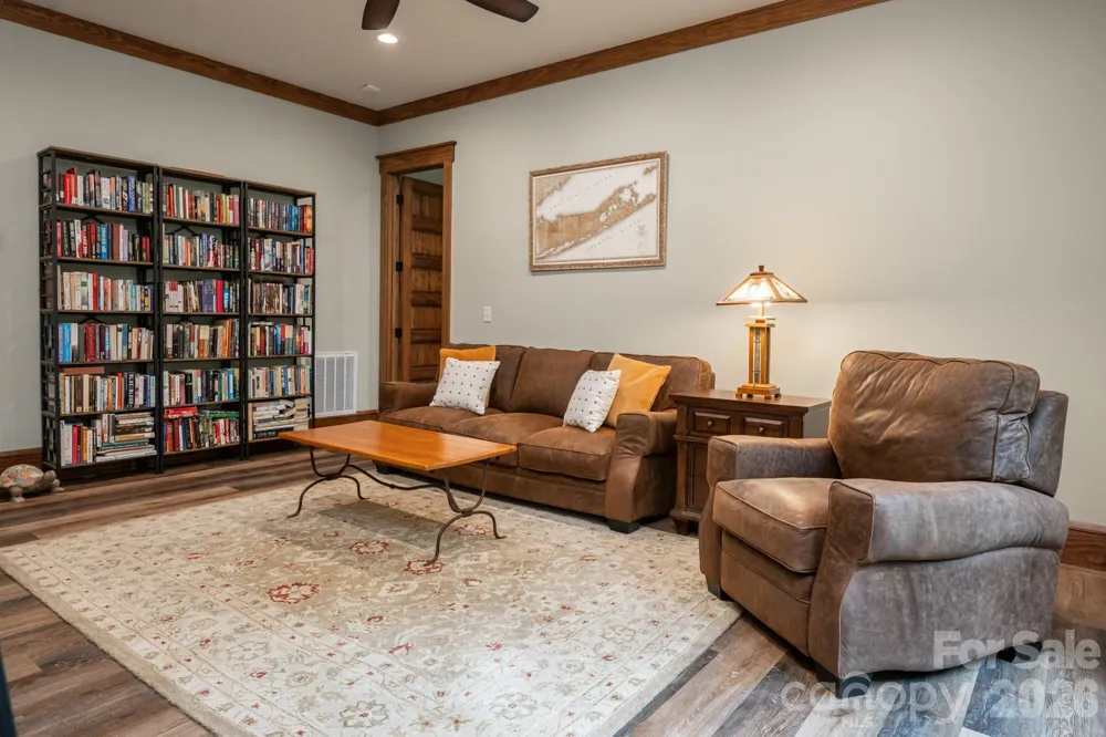 403 Thunder Mountain Road Hendersonville, NC 28792