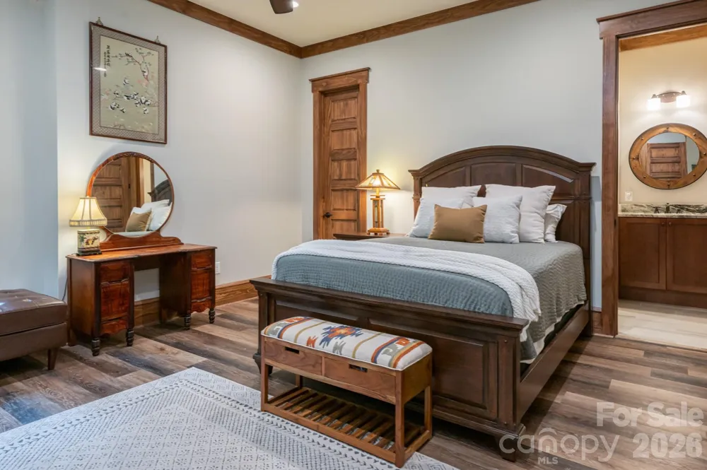 403 Thunder Mountain Road Hendersonville, NC 28792
