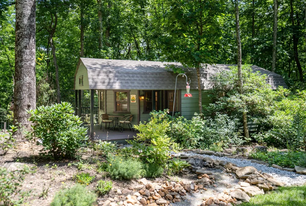 403 Thunder Mountain Road Hendersonville, NC 28792