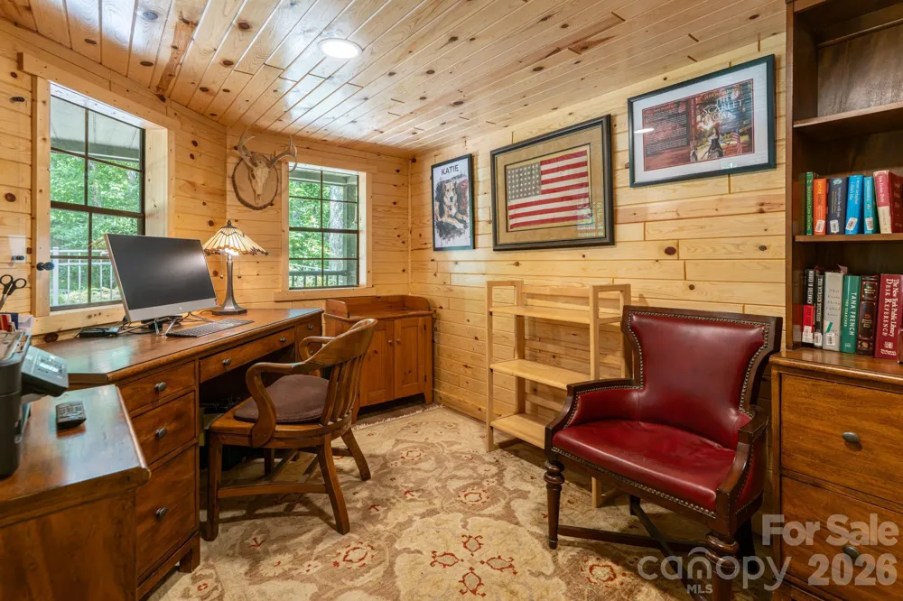 403 Thunder Mountain Road Hendersonville, NC 28792