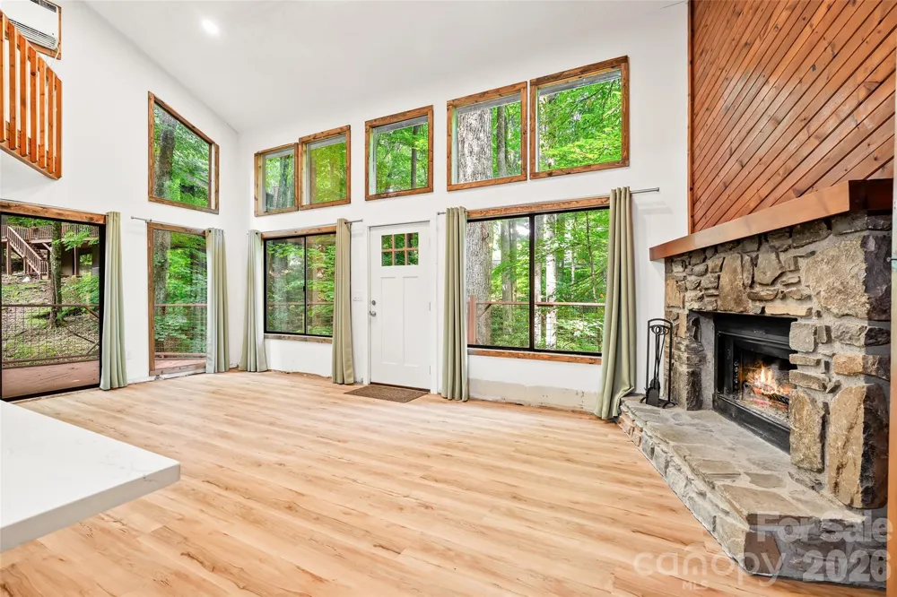 48 Gold Finch Lane Maggie Valley, NC 28751